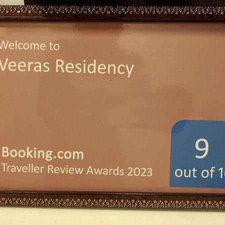 Veeras Residency Hotel Puduccseri Kültér fotó